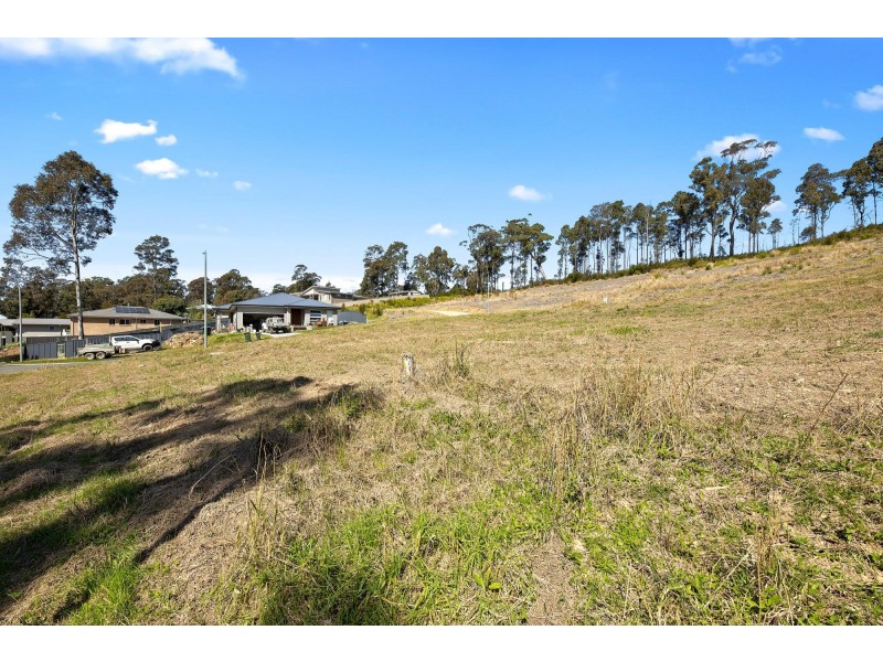 14 Balook Street, Malua Bay NSW 2536