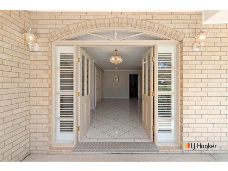 6 Estuary Way, Mossy Point NSW 2537