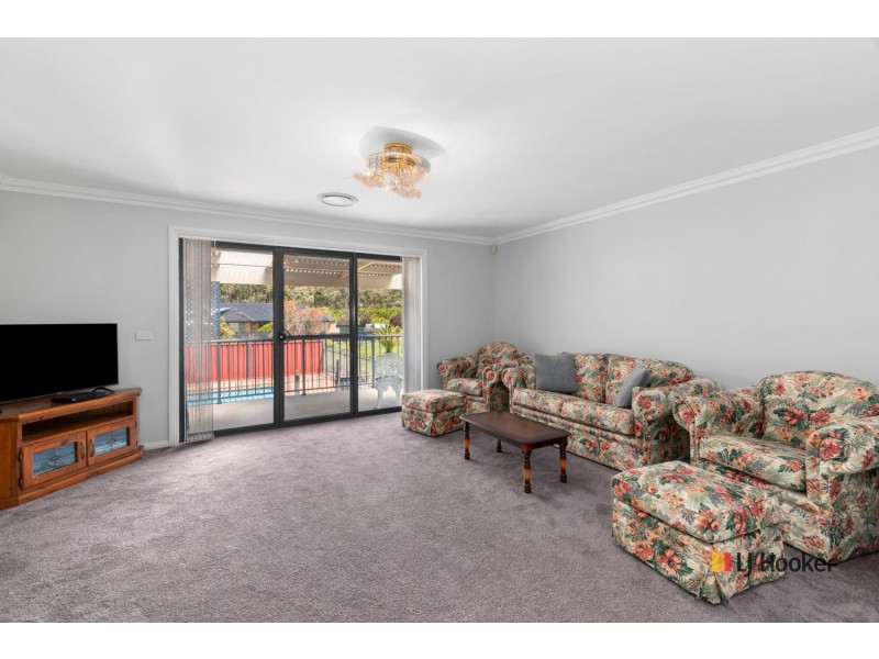 6 Estuary Way, Mossy Point NSW 2537