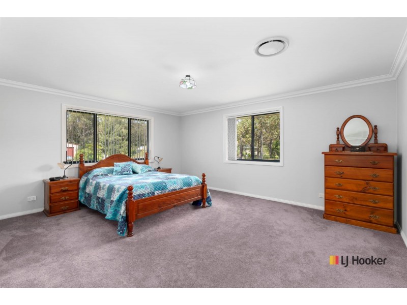 6 Estuary Way, Mossy Point NSW 2537