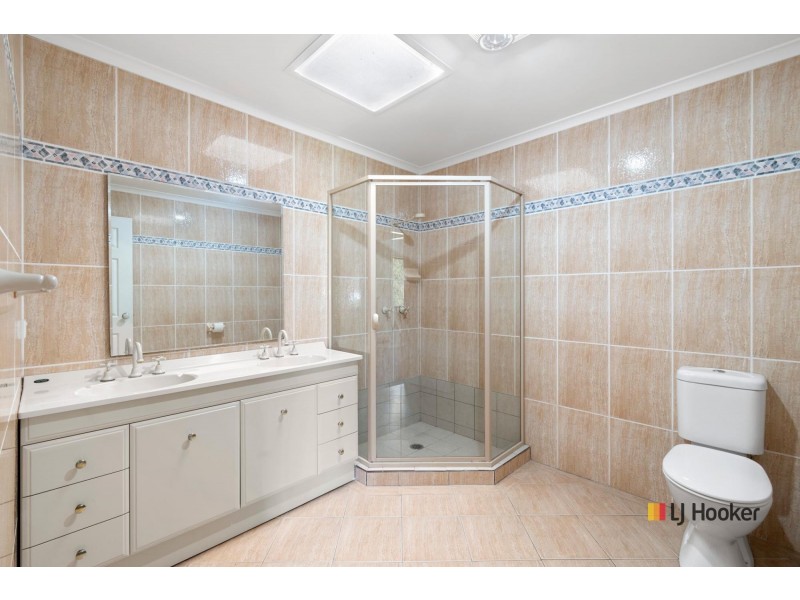 6 Estuary Way, Mossy Point NSW 2537