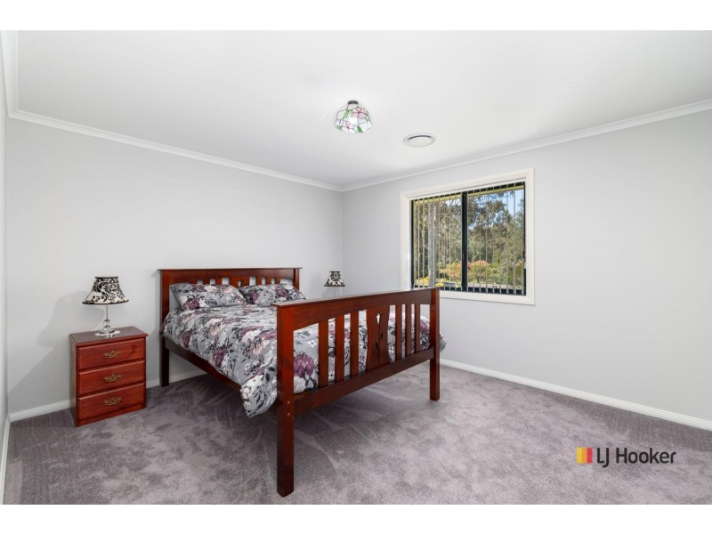 6 Estuary Way, Mossy Point NSW 2537