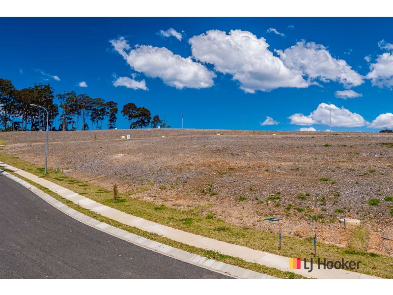 14 Tench Street, Sunshine Bay NSW 2536