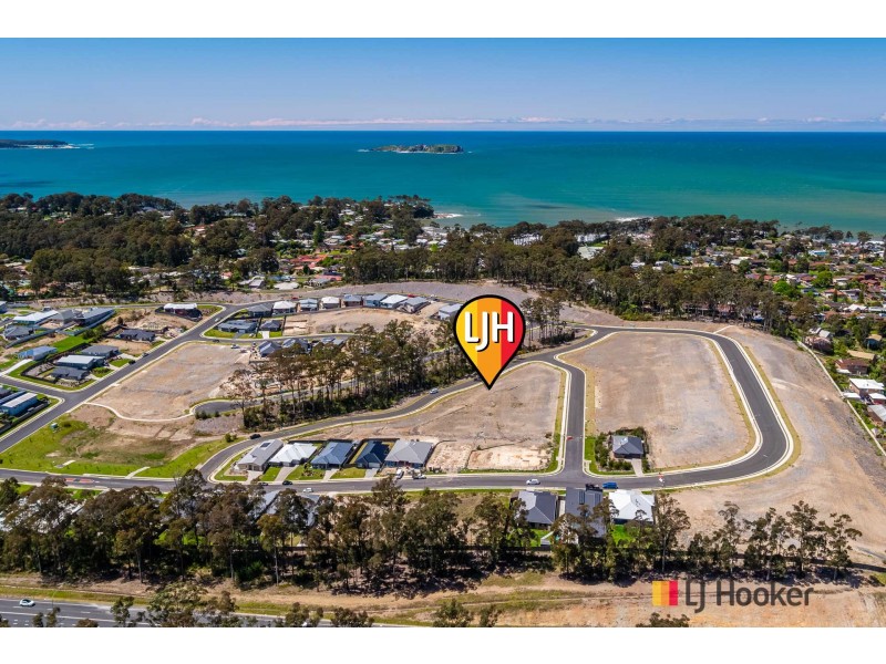 14 Tench Street, Sunshine Bay NSW 2536