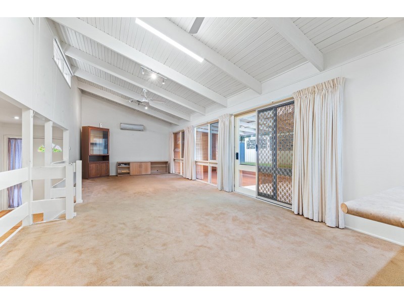 16 Christopher Crescent, Batehaven NSW 2536