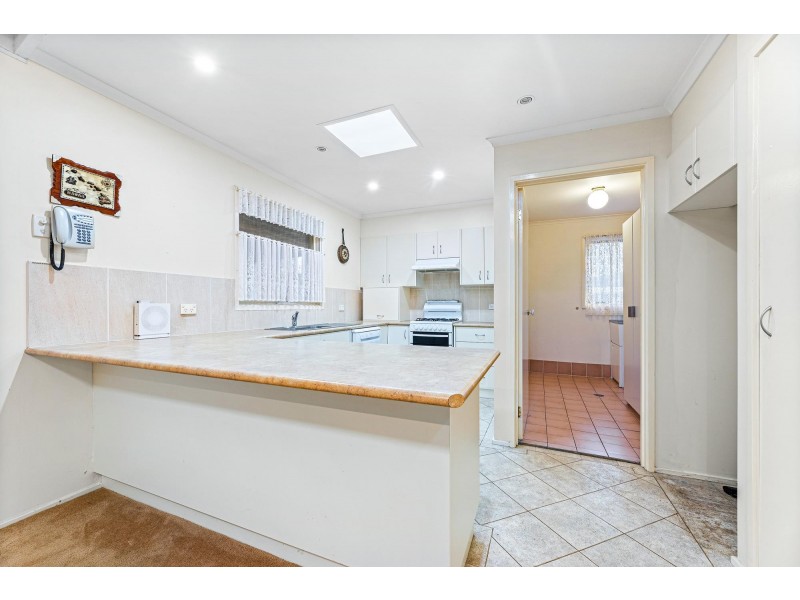 16 Christopher Crescent, Batehaven NSW 2536