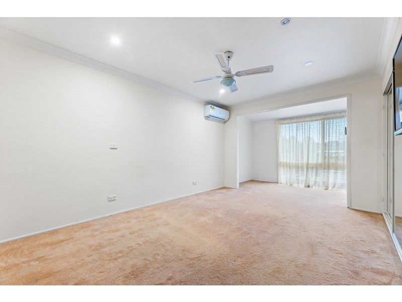 16 Christopher Crescent, Batehaven NSW 2536