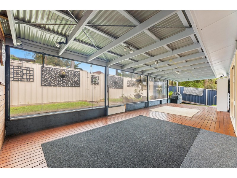 16 Christopher Crescent, Batehaven NSW 2536