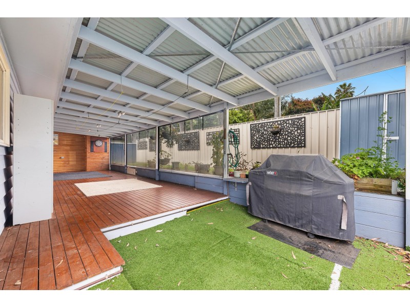 16 Christopher Crescent, Batehaven NSW 2536