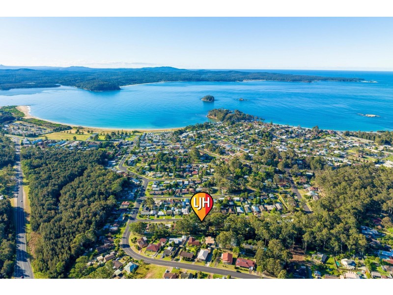 16 Christopher Crescent, Batehaven NSW 2536