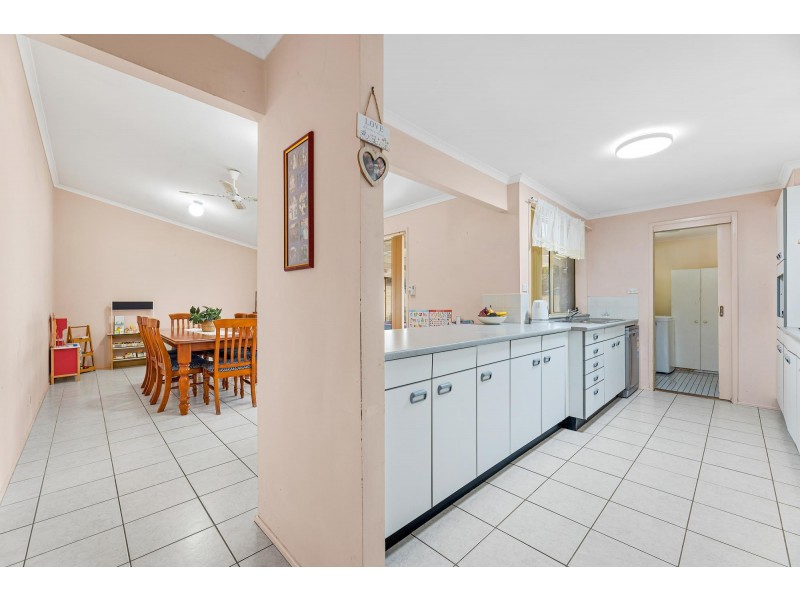 6 Jodie Place, Broulee NSW 2537