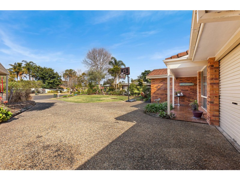 6 Jodie Place, Broulee NSW 2537