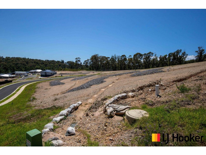 7 Burunga Way, Malua Bay NSW 2536