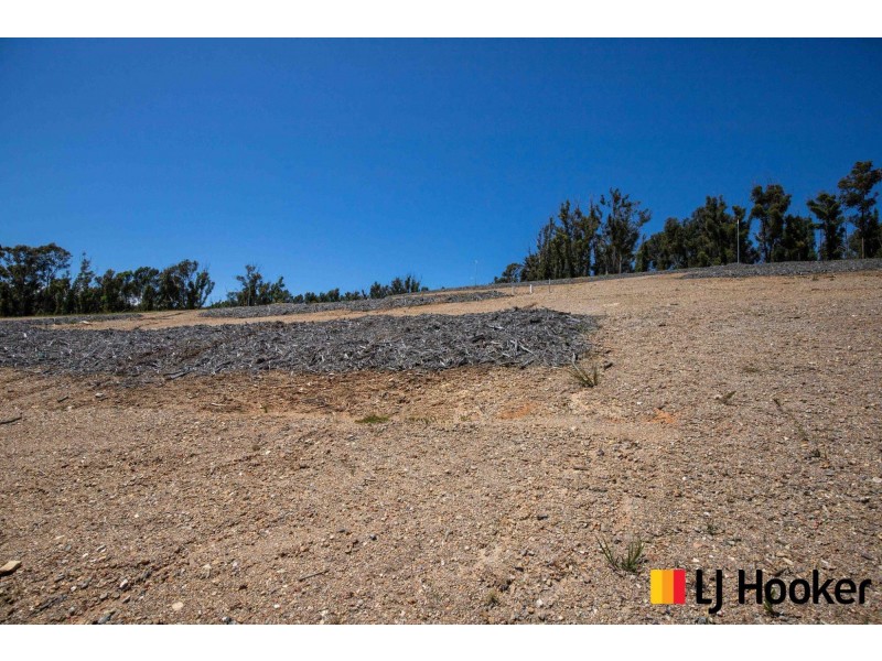 7 Burunga Way, Malua Bay NSW 2536