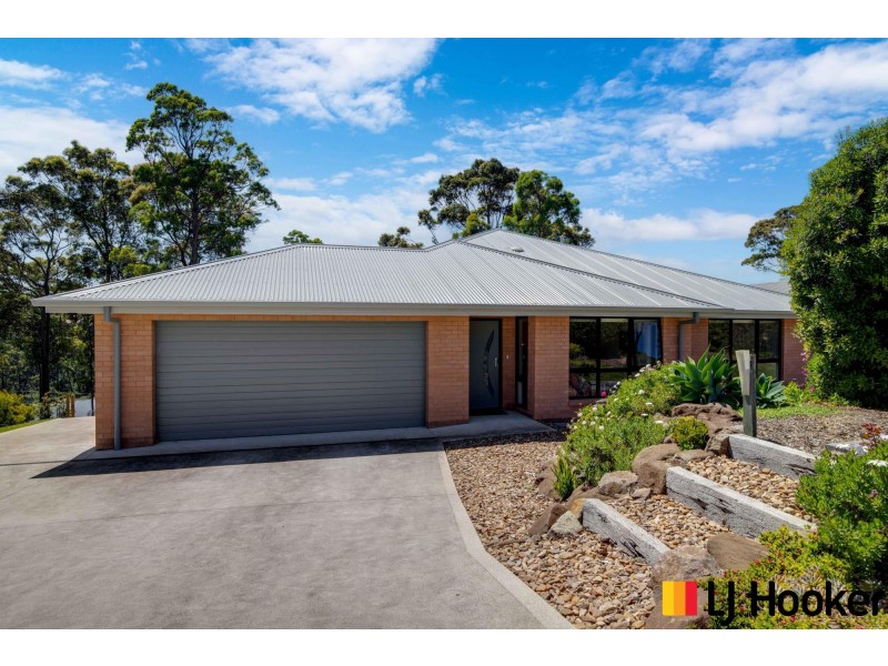 43 Moorong Crescent, Malua Bay NSW 2536
