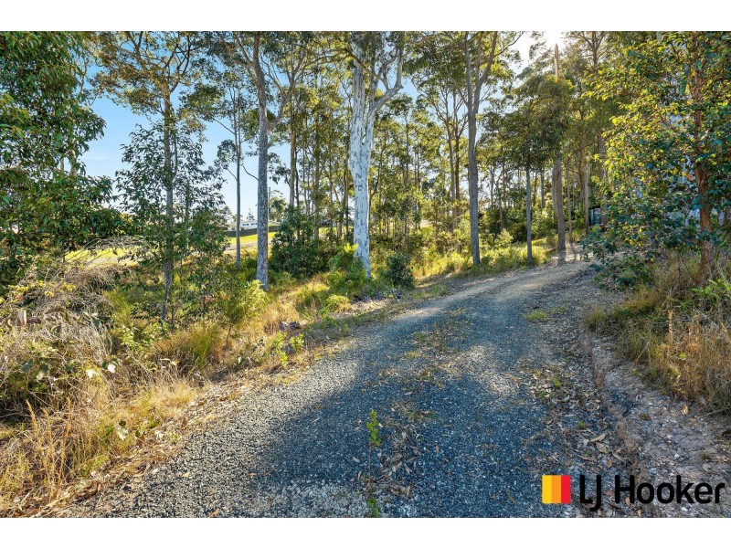 1 Escape Place, Malua Bay NSW 2536