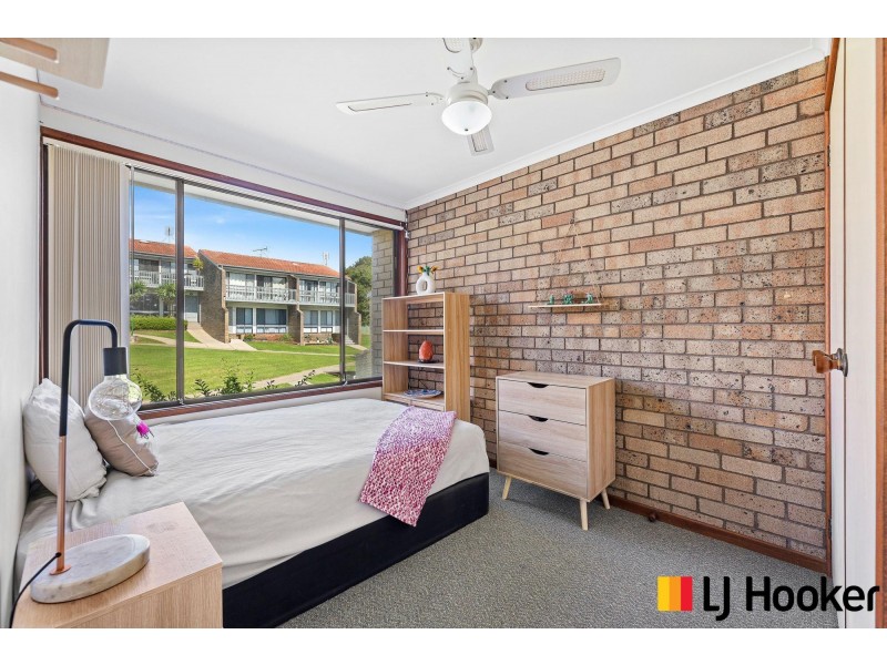 8/1 Calton Road, Batehaven NSW 2536