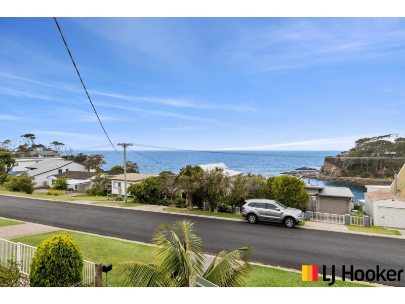 33 Iluka Avenue, Malua Bay NSW 2536