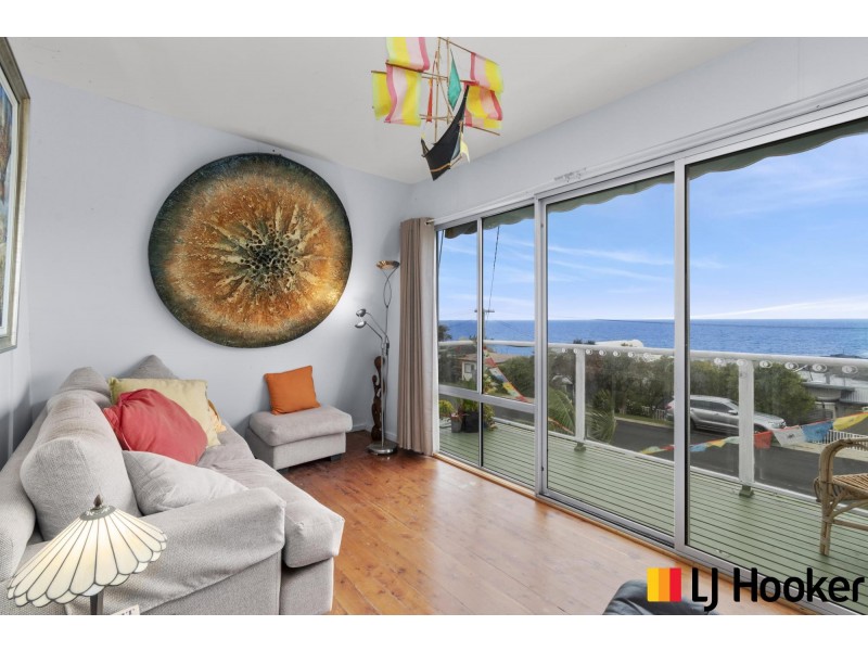 33 Iluka Avenue, Malua Bay NSW 2536