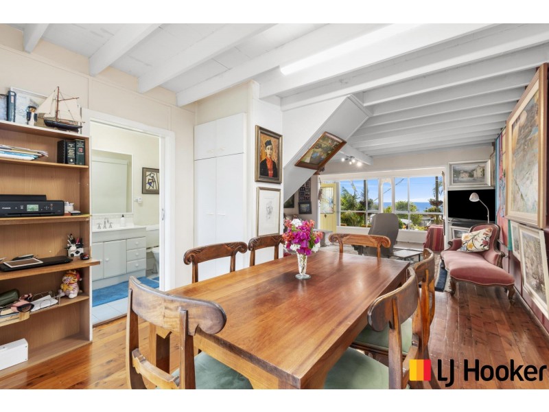 33 Iluka Avenue, Malua Bay NSW 2536