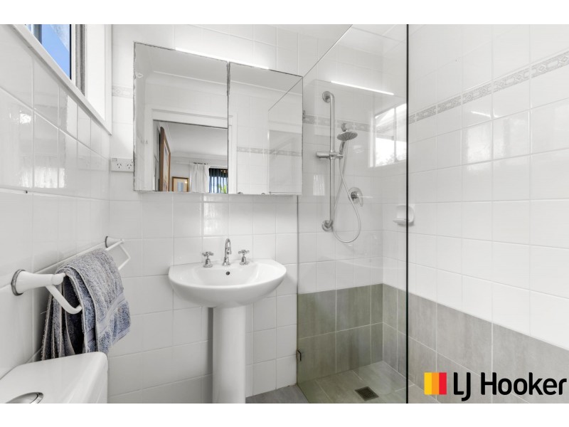 33 Iluka Avenue, Malua Bay NSW 2536