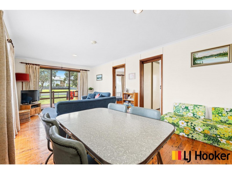 43 Red Hill Parade, Tomakin NSW 2537