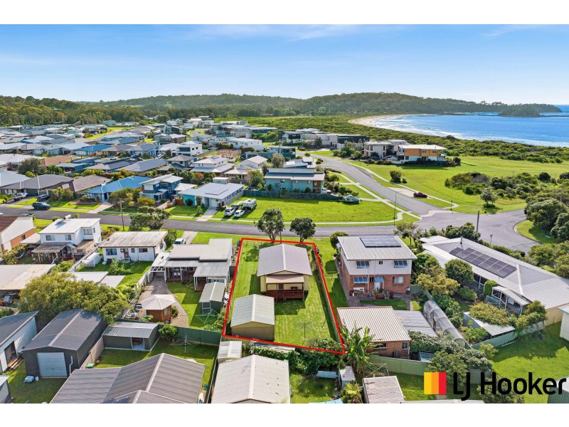 43 Red Hill Parade, Tomakin NSW 2537