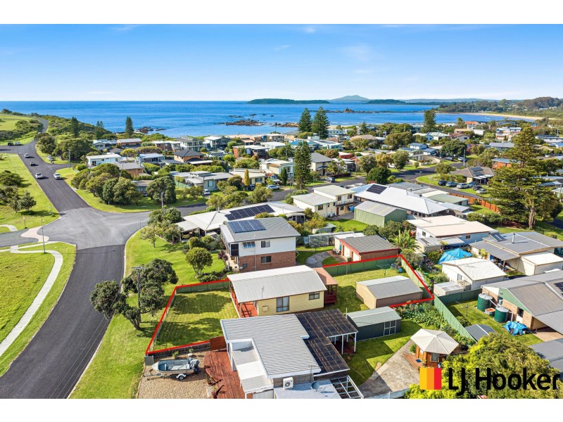 43 Red Hill Parade, Tomakin NSW 2537