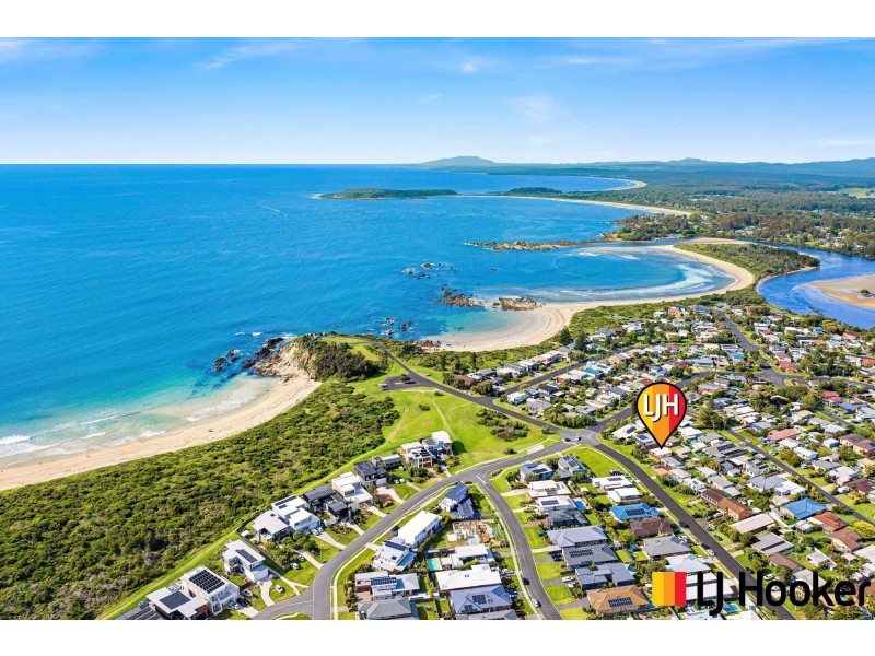 43 Red Hill Parade, Tomakin NSW 2537