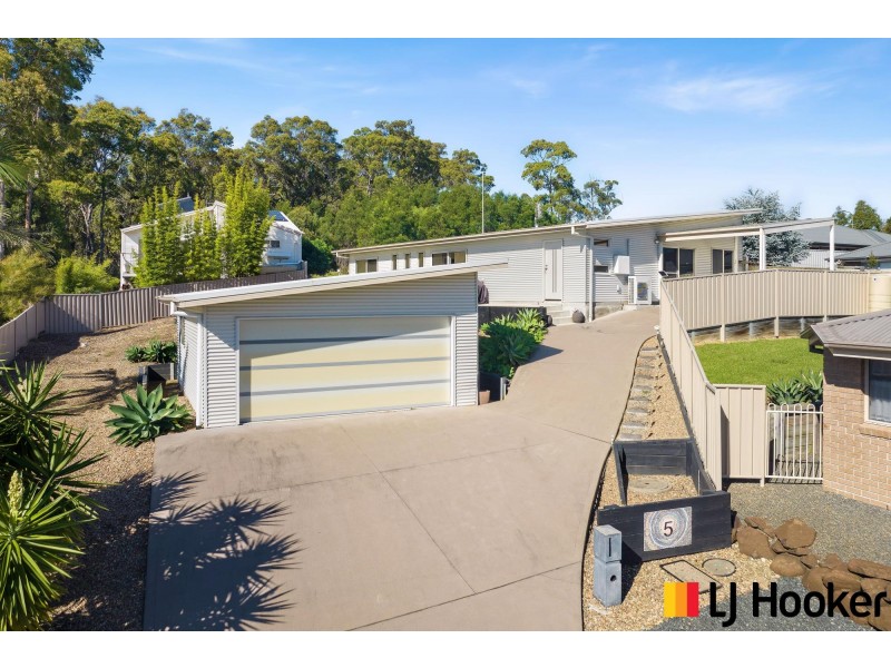 5 Seabreeze Lane, Malua Bay NSW 2536