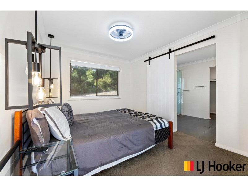 5 Seabreeze Lane, Malua Bay NSW 2536