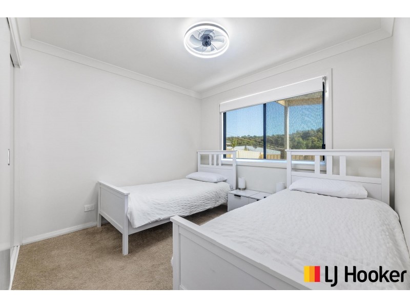 5 Seabreeze Lane, Malua Bay NSW 2536