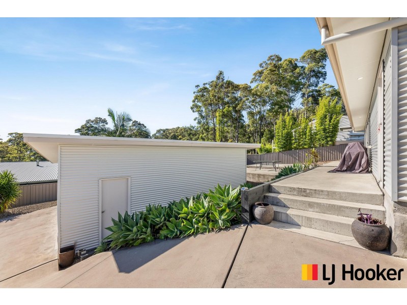 5 Seabreeze Lane, Malua Bay NSW 2536