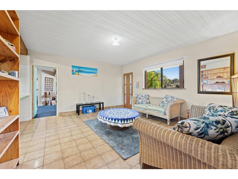 392 George Bass Drive, Malua Bay NSW 2536