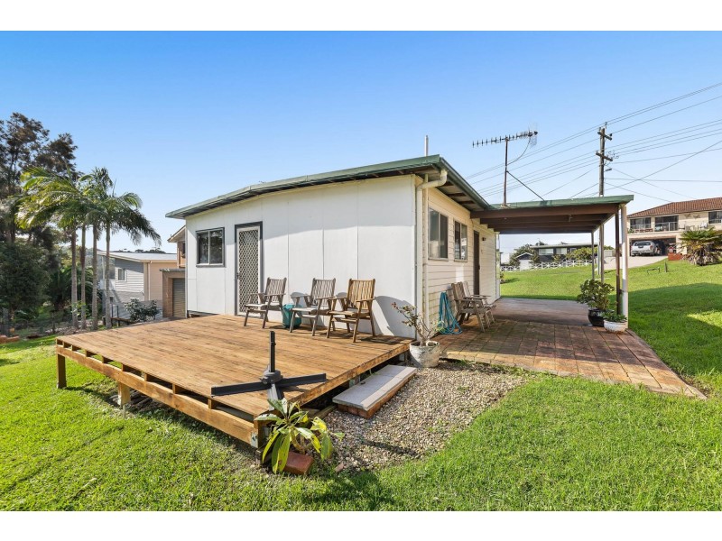 13 Malua Street, Malua Bay NSW 2536