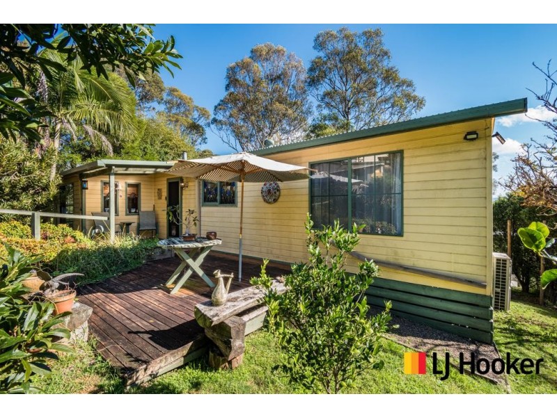 1 Halyard Drive, Moruya Heads NSW 2537