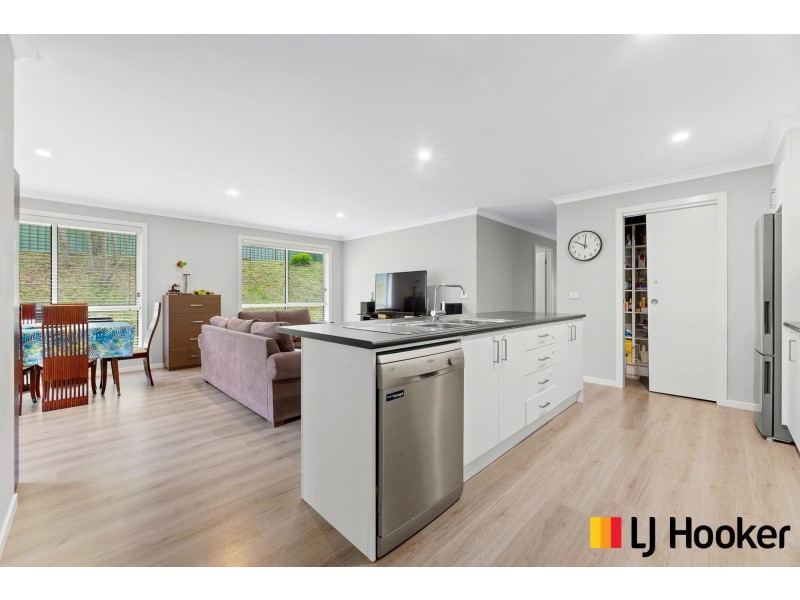 2 Escape Place, Malua Bay NSW 2536