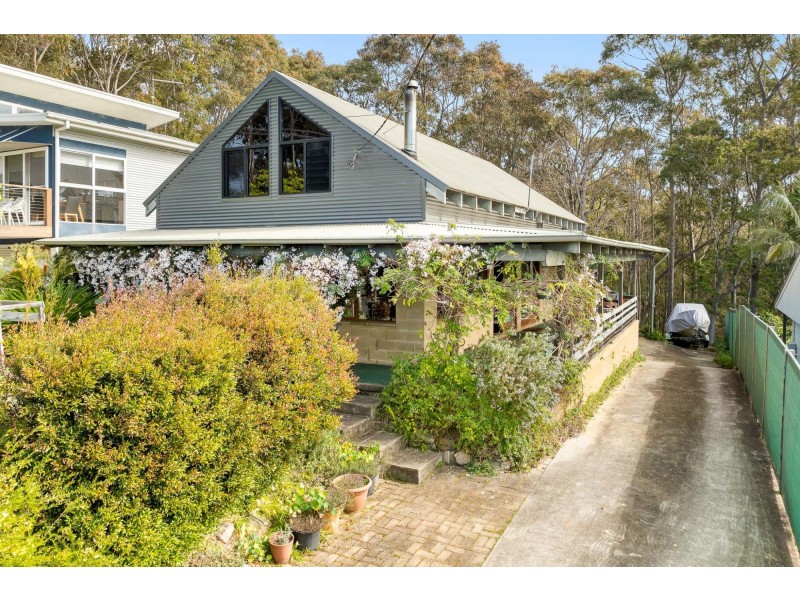 15 Hazel Road, Moruya Heads NSW 2537