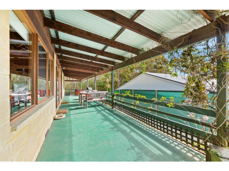 15 Hazel Road, Moruya Heads NSW 2537