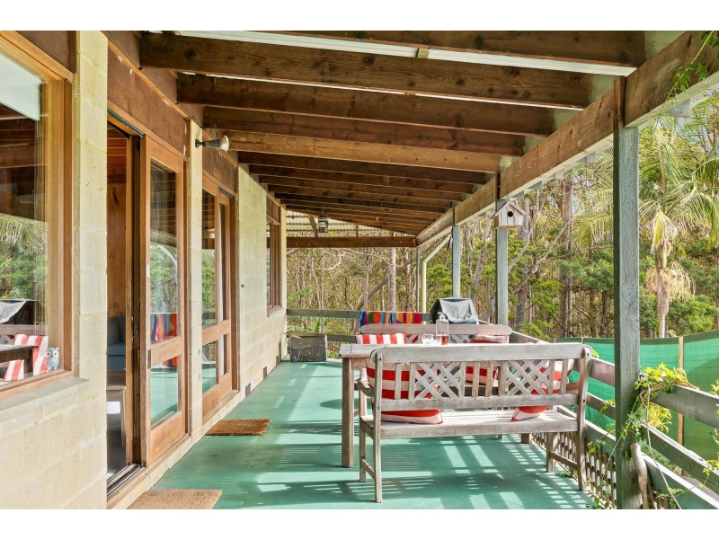 15 Hazel Road, Moruya Heads NSW 2537