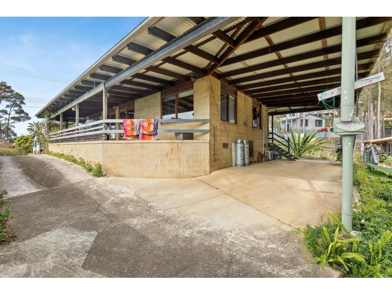 15 Hazel Road, Moruya Heads NSW 2537