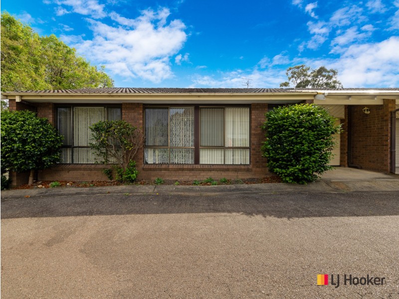 1/4 Eric Fenning Drive, Surf Beach NSW 2536
