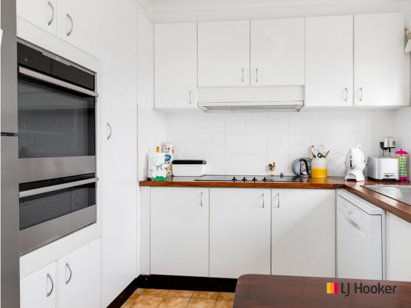1/4 Eric Fenning Drive, Surf Beach NSW 2536