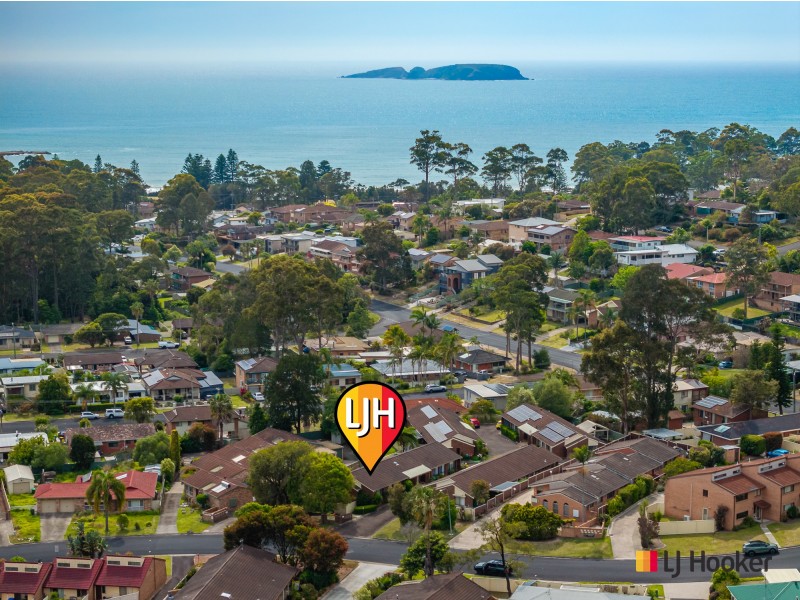 1/4 Eric Fenning Drive, Surf Beach NSW 2536