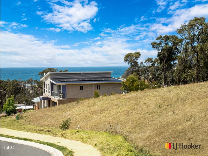 15 Corymbia Place, Malua Bay NSW 2536