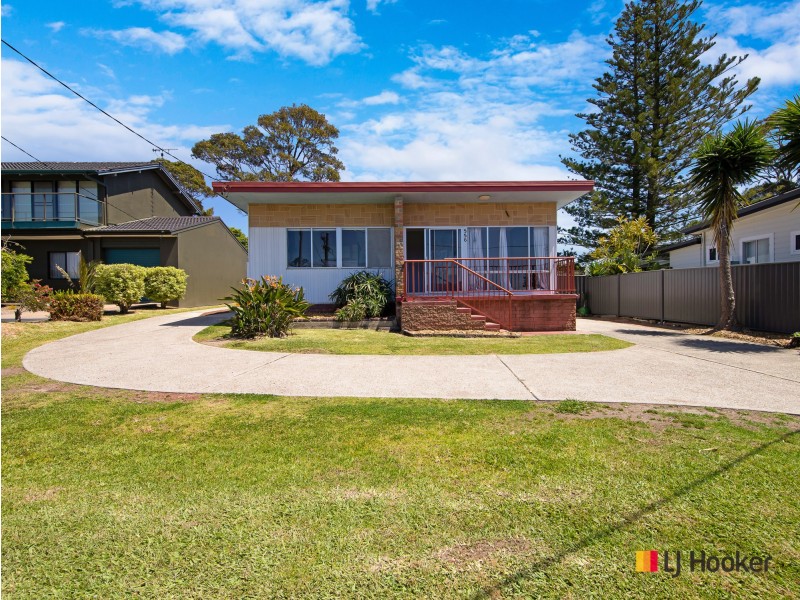 556 Beach Road, Denhams Beach NSW 2536