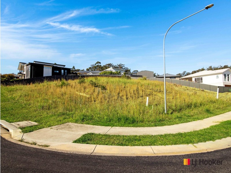 2 Reedy Place, Malua Bay NSW 2536