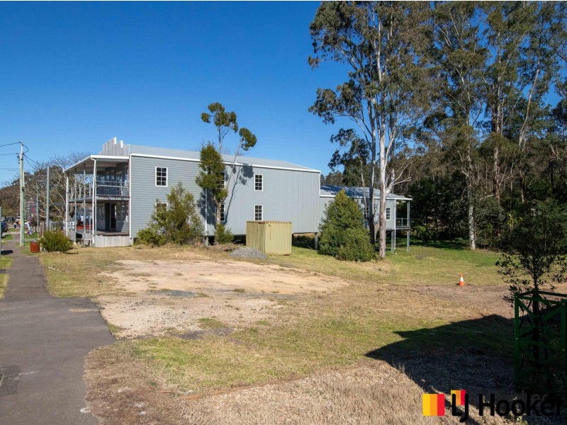 25 Sydney Street, Mogo NSW 2536