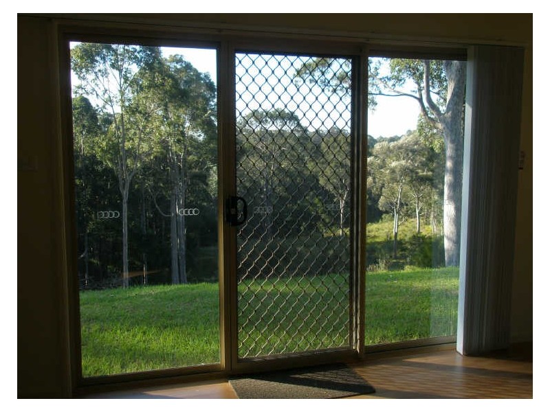 70 Ridge Avenue, Malua Bay NSW 2536