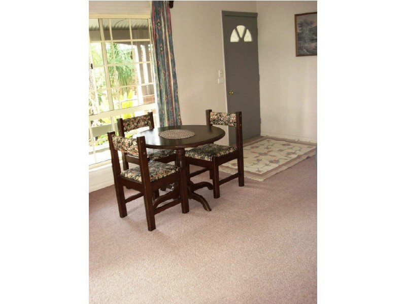 8 KAUZAL CRESCENT, Surf Beach NSW 2536